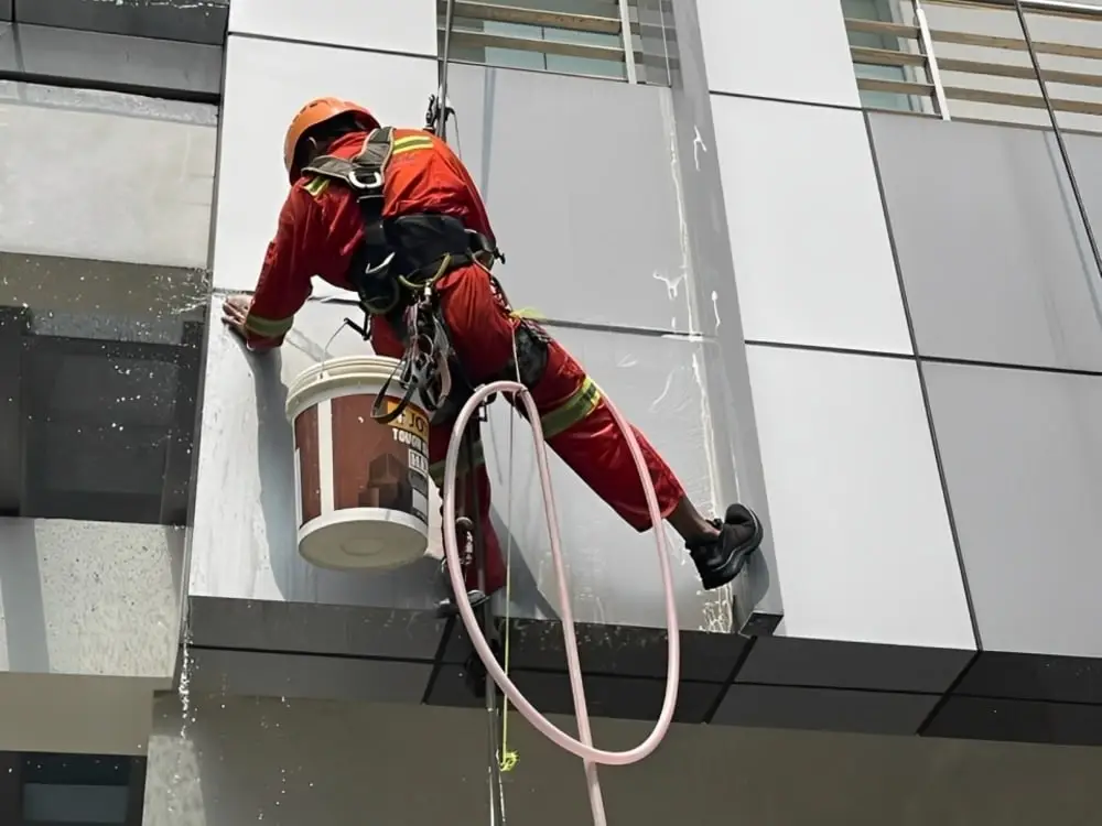 Vertical Pro high-rise cleaning project in Malaysia
